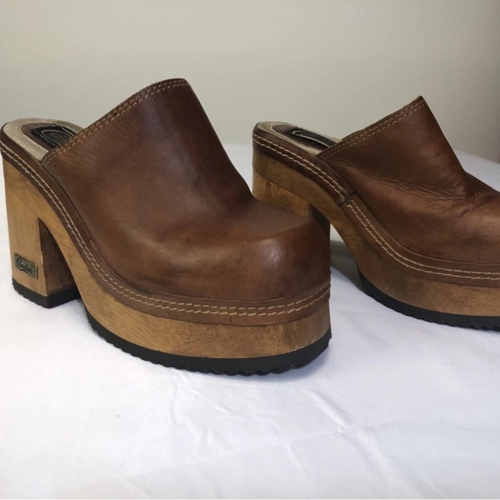 Candie's Tan Leather Platform Mules